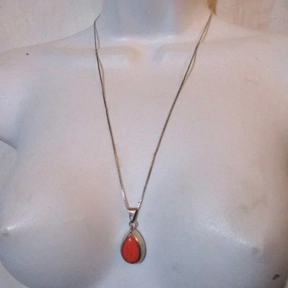 925 STERLING SILVER PINK STONE GLASS Teardrop Southwestern Native Necklace - Picture 1 of 3